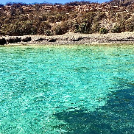 Suite dei cristalli Favignana Esterno foto